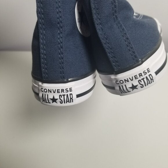 NWOB Converse Chuck Taylor All Star Youth Unisex Navy High Top Sneakers Sz 2 - Picture 3 of 9